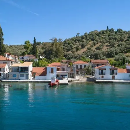 Alexandra בית נופש *